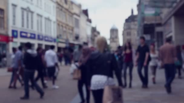 Cena de rua borrada com multidões de compradores — Vídeo de Stock