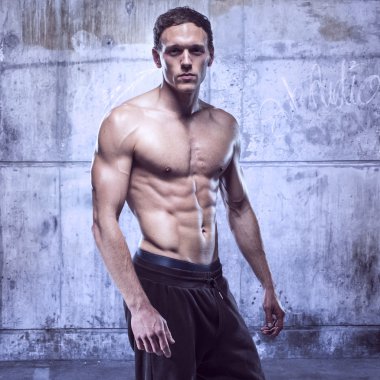 eski garaj Fitness erkek modeli
