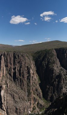 Gunnison Ulusal Parkı 'nın Kara Kanyonu