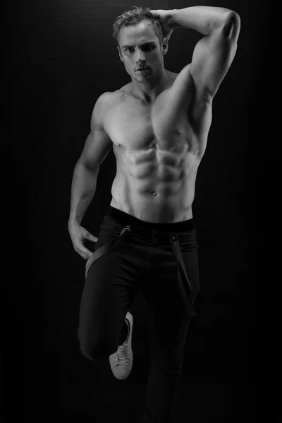 Muscular handsome sexy guy posing — Stock Photo, Image