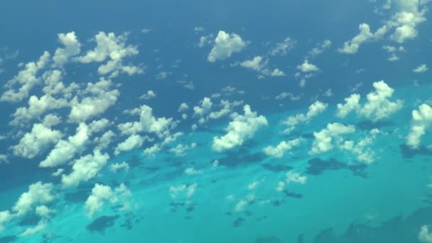 Riprese Aeree Dell Oceano Blu Intorno Alle Bahamas Effettivo Colpo — Video Stock