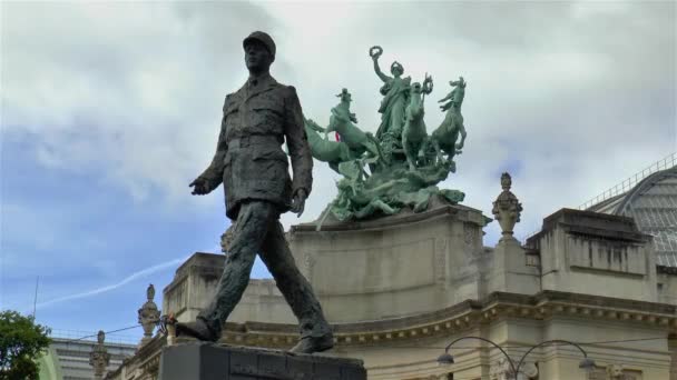 Statue Charles Gaulle Paris France Statue General Charles Gaulle — Vídeo de Stock