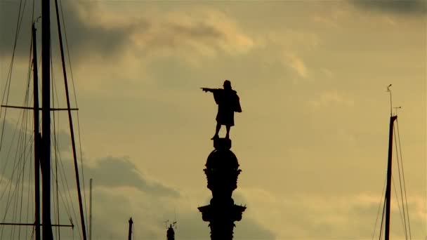 Μνημείο Του Κολόμβου Mirador Colum Σούρουπο Στη Βαρκελώνη Καταλονία Ισπανία — Αρχείο Βίντεο