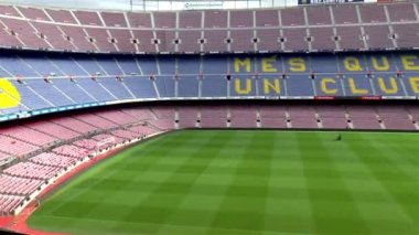 Avrupa 'nın en büyük futbol stadyumu Barcelona FC Camp Nou' da bulunmaktadır.,