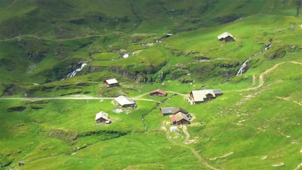 Geïsoleerd Huis Hellingen Van Zwitserse Alpen Grindelwald Eerst — Stockvideo