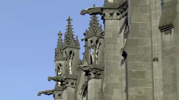 法国里尔圣母院圣母院哥特式复兴建筑部分 — 图库视频影像