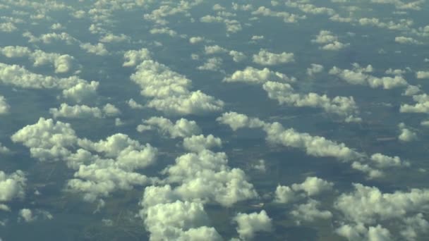 Volare Sopra Nuvole Aereo Commerciale Tramonto Filmati Reali Alta Quota — Video Stock