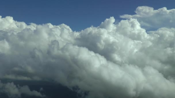 Voler Dans Les Nuages Dans Avion Commercial Images Réelles Haute — Video