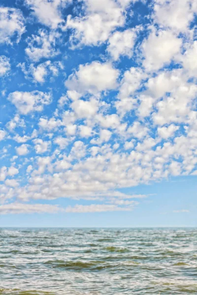 Picturesque Seascape Sea Waves Blue Cloudy Sky — Stock Photo, Image