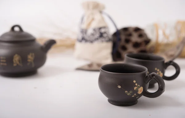Teeset mit weißem Hintergrund — Stockfoto