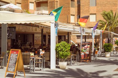 Kıyı yaya cadde Av de los Marineros, Torrevieja