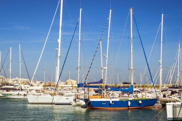 Puerto deportivo Marina Salinas. Yachts and boats in Marina — Stock Photo, Image