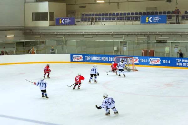 Hockey tournament among children's teams — Stock Photo, Image