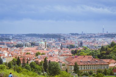 Prag 'daki eski kasabanın manzarası