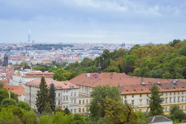 Prag 'daki eski kasabanın manzarası