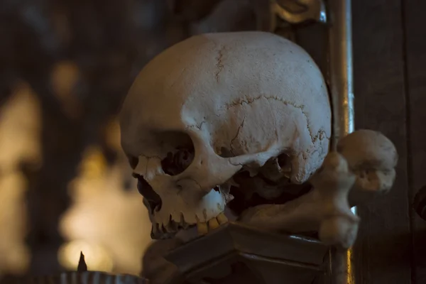 Kutna Hora Tsjechië Augustus 2015 Bevatten Ossuarium Sedlec Kostnice Skeletten — Stockfoto
