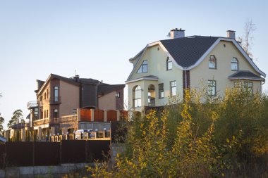 Luxury homes and cottages in the prestigious cottage village