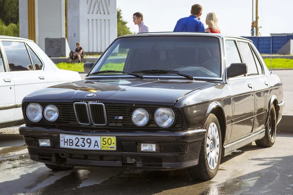 Old-car BMW 3-series e30 — 图库照片