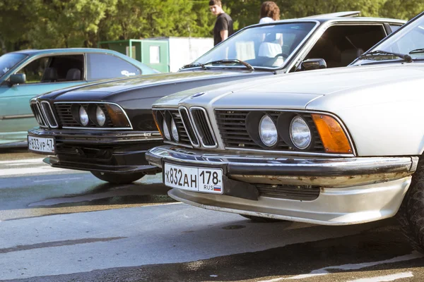 Old-car BMW 6-series 630cs — Stockfoto