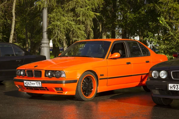 Carro velho BMW série 5 e34 — Fotografia de Stock
