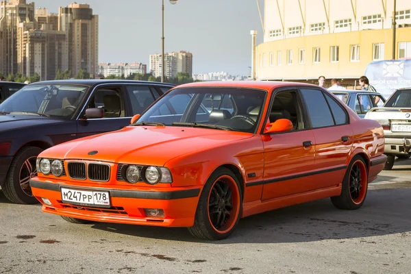 Old-car BMW 5-series e34 — Stock Photo, Image