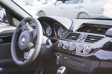 Beyaz coupe araba Bmw z4