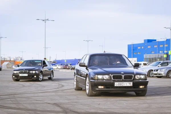 Coche viejo BMW 7-series —  Fotos de Stock