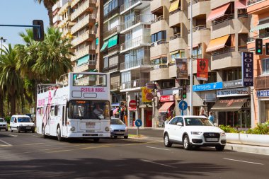 Çift katlı turist otobüs, Alicante, Valencia, İspanya