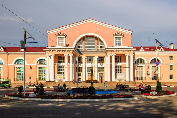 Залізничному вокзалі м. Брянськ, Росія — стокове фото