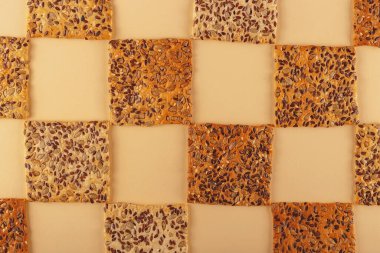 Keten tohumu desenli sağlıklı kurabiyeler