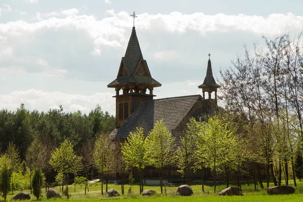 Eine Alte Holzkirche — Stockfoto