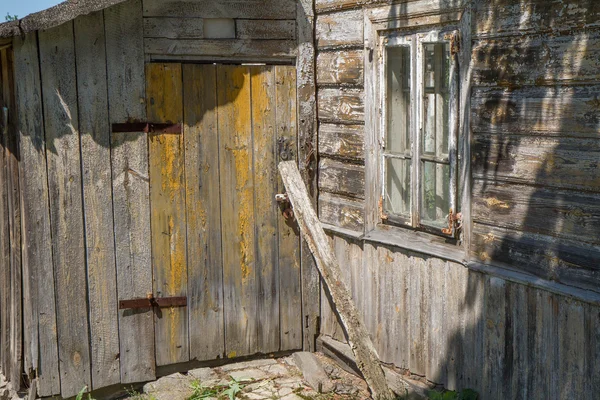 Entrada Una Antigua Casa Madera Ruinas — Foto de Stock