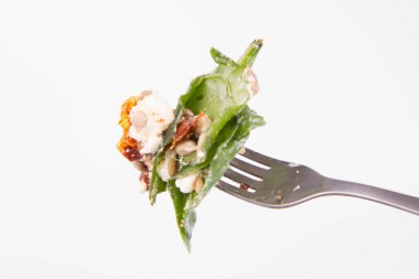 Ispanak, Kuru Domates, beyaz peynir ve bir çatal ayçiçeği tohumu salataya