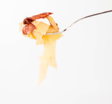 Pappardelle'i çatal üzerinde