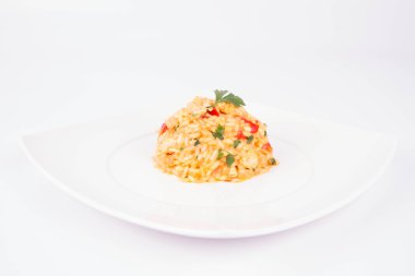 Tavuk ve sebze risotto