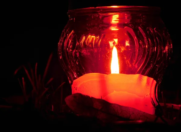 Votive candle burning — Stock Photo, Image