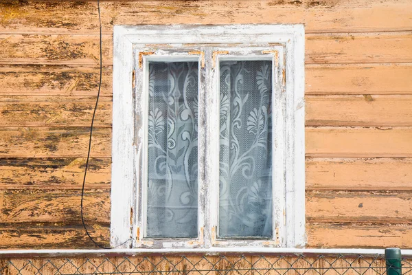 Venster Van Een Oude Houten Huis Polen — Stockfoto