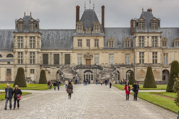 Royal hunting castle  in Fontainebleau, France. — Stock Photo, Image