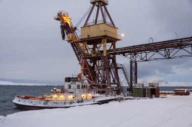 Barentsburg bağlantı noktası - Spitsbergen Rus Köyü