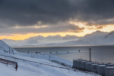 Barentsburg bağlantı noktası - Spitsbergen Rus Köyü