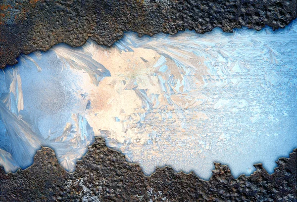 霜在生锈的金属框架 — 图库照片