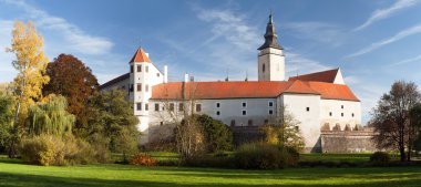 Telc veya Teltsch şehir kale veya chateau Panoraması
