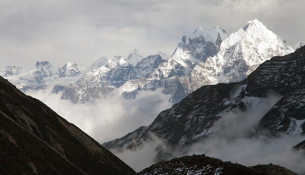 Kangtega and Thamserku