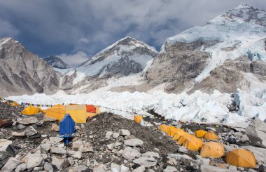 Everest Dağı kamp itibaren görüntülemek