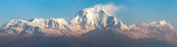 Ranní panoramatický pohled z hory Dhaulagiri — Stock fotografie