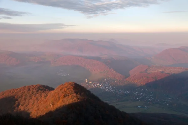 Вид з гори Strazov, Strazovske vrchy, Словаччина — стокове фото