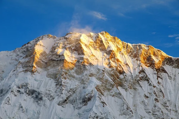 Vista da manhã do Monte Annapurna do acampamento base de Annapurna — Fotografia de Stock