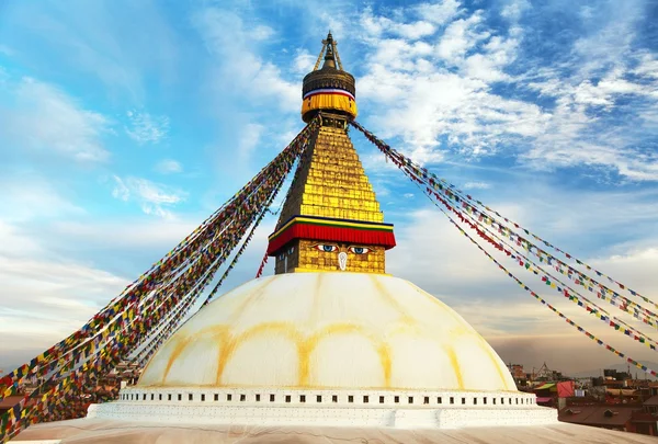 Vista noturna de Bodhnath stupa - Kathmandu - Nepal — Fotografia de Stock