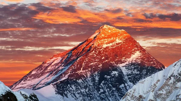 Vista Nocturna Color Del Monte Everest Desde Gokyo Valle Khumbu —  Fotos de Stock