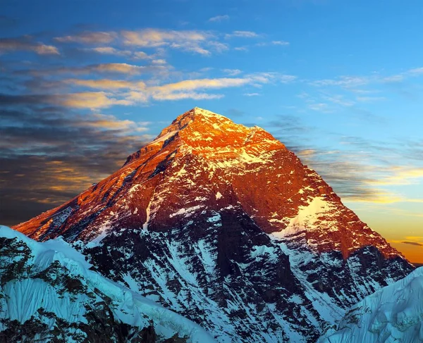 Mount Everest Avonds Panoramisch Uitzicht Met Prachtige Zonsondergang Wolken Uit — Stockfoto
